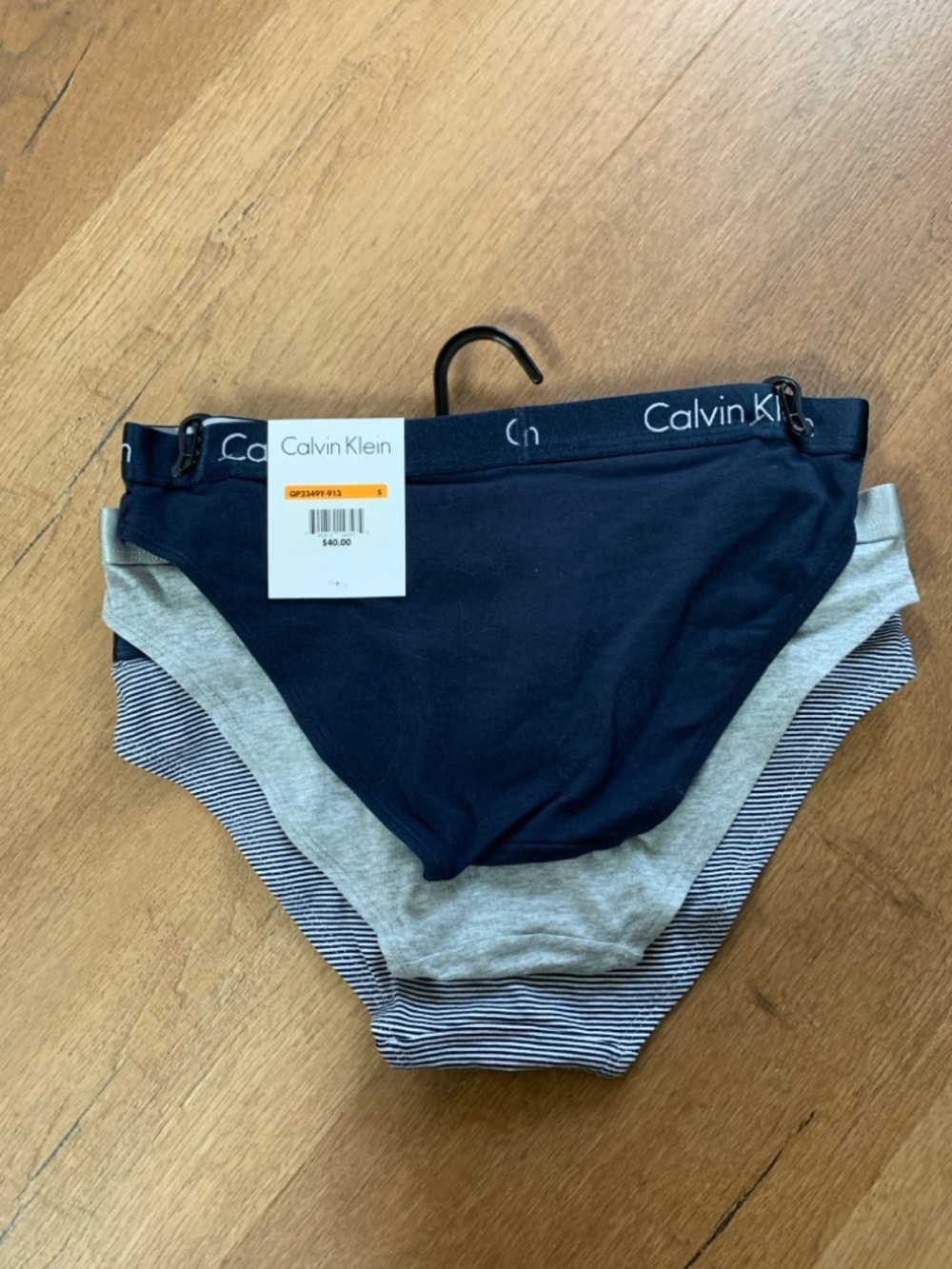 Calvin Klein women’s underwear, size S - Picture 2 of 4